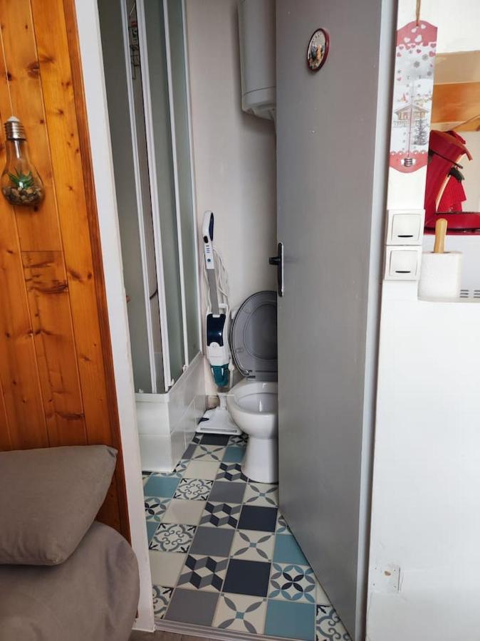Appartement Le Petit Nid Rouge à Ustou Extérieur photo